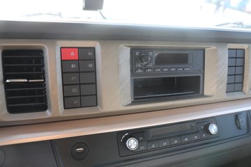 ��������X1 220���� 4X2 ���� ���������賵ͼƬ