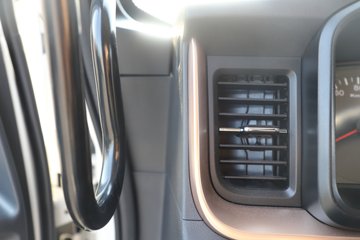 ��������X1 220���� 4X2 ���� ���������賵ͼƬ