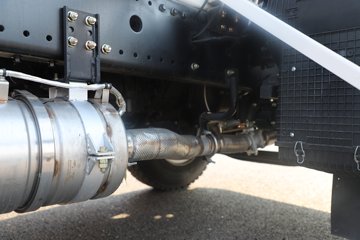 ��������X1 220���� 4X2 ���� ���������賵ͼƬ