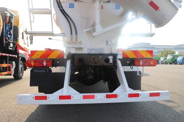 ��������X1 220���� 4X2 ���� ���������賵ͼƬ