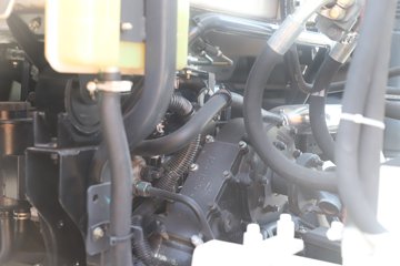 ��������X1 220���� 4X2 ���� ���������賵ͼƬ