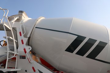 ��������X1 220���� 4X2 ���� ���������賵ͼƬ