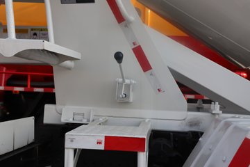 ��������X1 220���� 4X2 ���� ���������賵ͼƬ