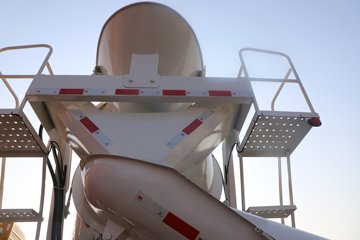 ��������X1 220���� 4X2 ���� ���������賵ͼƬ