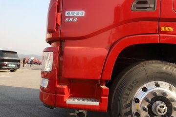 ���������콢KX ����ҫ�� 14.5L LNG 580���� 6X4 ����12�� AMT�Զ��� ǣ����(4200mm���)ͼƬ