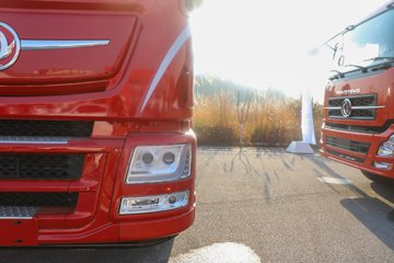 ���������콢KX ����ҫ�� 14.5L LNG 580���� 6X4 ����12�� AMT�Զ��� ǣ����(4200mm���)ͼƬ