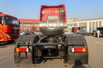 ���������콢KX ����ҫ�� 14.5L LNG 580���� 6X4 ����12�� AMT�Զ��� ǣ����(4200mm���)ͼƬ