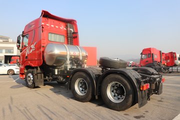 ���������콢KX ����ҫ�� 14.5L LNG 580���� 6X4 ����12�� AMT�Զ��� ǣ����(4200mm���)ͼƬ