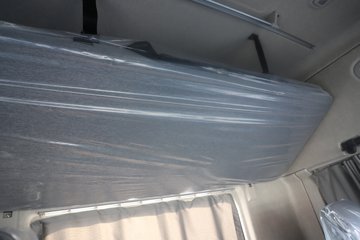 ���������콢KX ����ҫ�� 14.5L LNG 580���� 6X4 ����12�� AMT�Զ��� ǣ����(4200mm���)ͼƬ