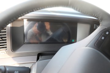 ���������콢KX ����ҫ�� 14.5L LNG 580���� 6X4 ����12�� AMT�Զ��� ǣ����(4200mm���)ͼƬ