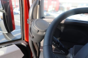 ���������콢KX ����ҫ�� 14.5L LNG 580���� 6X4 ����12�� AMT�Զ��� ǣ����(4200mm���)ͼƬ