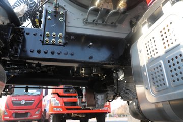 ���������콢KX ����ҫ�� 14.5L LNG 580���� 6X4 ����12�� AMT�Զ��� ǣ����(4200mm���)ͼƬ