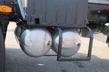 ���������콢KX ����ҫ�� 14.5L LNG 580���� 6X4 ����12�� AMT�Զ��� ǣ����(4200mm���)ͼƬ