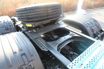 ���������콢KX ����ҫ�� 14.5L LNG 580���� 6X4 ����12�� AMT�Զ��� ǣ����(4200mm���)ͼƬ