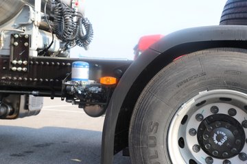 ���������콢KX ����ҫ�� 14.5L LNG 580���� 6X4 ����12�� AMT�Զ��� ǣ����(4200mm���)ͼƬ