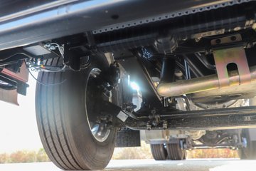 ���������콢KX ����ҫ�� 14.5L LNG 580���� 6X4 ����12�� AMT�Զ��� ǣ����(4200mm���)ͼƬ