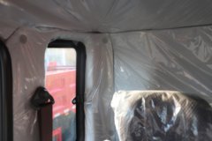 东风拓行S3 PLUS 4.3L柴油 220马力 4X2 法士特10档 3.9米排半自卸车