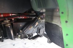 东风拓行S3 PLUS 4.3L柴油 220马力 4X2 法士特10档 3.9米排半自卸车