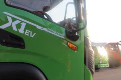 东风拓行X1 4X2 单排纯电动自卸车 宁德时代180.87kWh