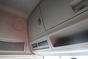 �����½�����X7 12.9L CNG 520���� 8X4 ����14�� 9.6�������ػ���ͼƬ