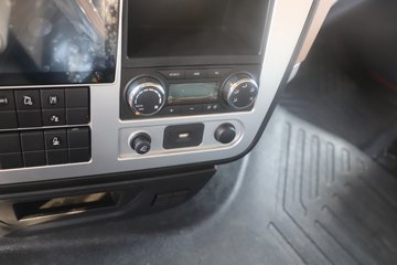 �����½�����X7 12.9L CNG 520���� 8X4 ����14�� 9.6�������ػ���ͼƬ