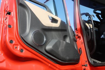 �����½�����X7 12.9L CNG 520���� 8X4 ����14�� 9.6�������ػ���ͼƬ