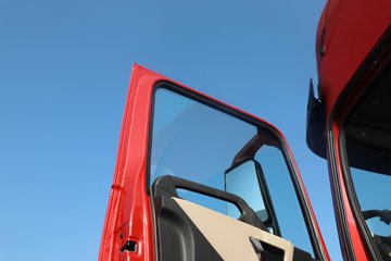 �����½�����X7 12.9L CNG 520���� 8X4 ����14�� 9.6�������ػ���ͼƬ