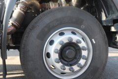 东风新疆畅行X7 12.9L CNG 520马力 8X4 东风14档 9.6米栏板载货车