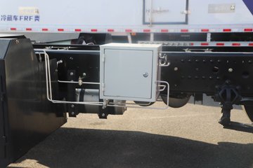 �����½�����X7 12.9L CNG 520���� 8X4 ����14�� 9.6�������ػ���ͼƬ