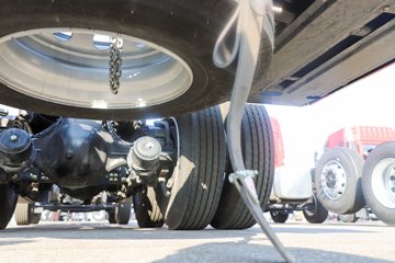 �����½�����X7 12.9L CNG 520���� 8X4 ����14�� 9.6�������ػ���ͼƬ