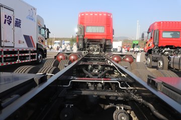 �����½�����X7 12.9L CNG 520���� 8X4 ����14�� 9.6�������ػ���ͼƬ