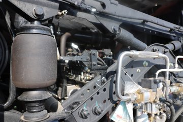 �����½�����X7 12.9L CNG 520���� 8X4 ����14�� 9.6�������ػ���ͼƬ