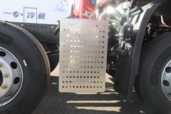 东风畅行X3 6.9L柴油 350马力 8X2R 法士特10档 厢式载货车