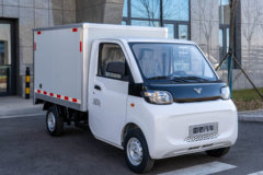 雷驰仁T10 Pro 2026款 奋斗版 2.045米单排纯电动厢式微卡 科大国创16.6kWh