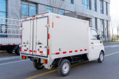 雷驰仁T10 Pro 2026款 奋斗版 2.045米单排纯电动厢式微卡 科大国创16.6kWh