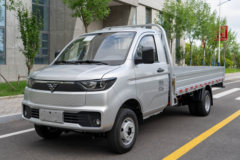 雷驰仁T30 2026款 舒适版 3.8米单排纯电动栏板微卡 65.66kWh