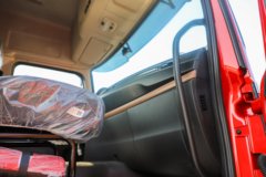 东风畅行X3 4.5L柴油 280马力 4X2 法士特8档 仓栅式载货车