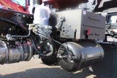 东风畅行X3 4.5L柴油 280马力 4X2 法士特8档 仓栅式载货车