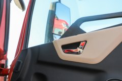 东风畅行X3 6.7L CNG 260马力 4X2 法士特8档 载货车