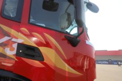 东风畅行X3 6.9L LNG 280马力 4X2 法士特8档 载货车