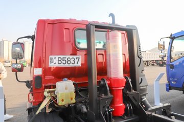 �����½�����S1 2.5L���� 160���� 4X2 ��ʿ��10�� 3.5�׵�����ж��ͼƬ