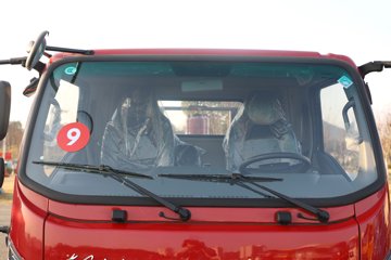 �����½�����S1 2.5L���� 160���� 4X2 ��ʿ��10�� 3.5�׵�����ж��ͼƬ