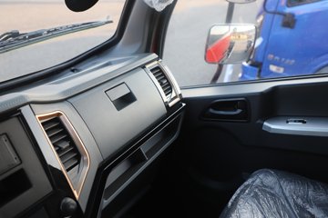 �����½�����S1 2.5L���� 160���� 4X2 ��ʿ��10�� 3.5�׵�����ж��ͼƬ