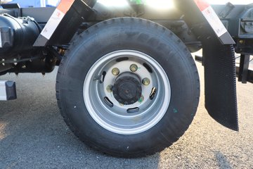 �����½�����S1 2.5L���� 160���� 4X2 ��ʿ��10�� 3.5�׵�����ж��ͼƬ