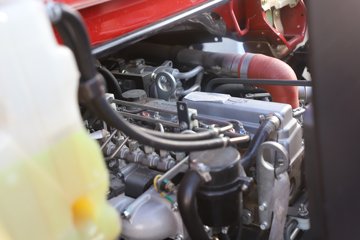 �����½�����S1 2.5L���� 160���� 4X2 ��ʿ��10�� 3.5�׵�����ж��ͼƬ