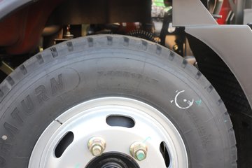 �����½�����S1 2.5L���� 160���� 4X2 ��ʿ��10�� 3.5�׵�����ж��ͼƬ