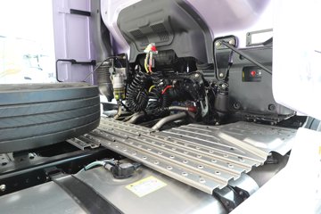 �����ؿ� ����X6000 �������� 630���� 6X4 AMT�Զ���ǣ����ͼƬ