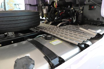 �����ؿ� ����X6000 �������� 630���� 6X4 AMT�Զ���ǣ����ͼƬ