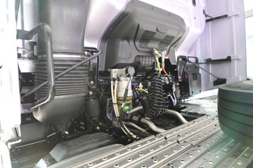 �����ؿ� ����X6000 �������� 630���� 6X4 AMT�Զ���ǣ����ͼƬ