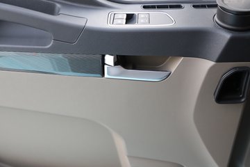 ����������M3000 �������� 6X4 ���綯ǣ���� ����ʱ��400.61kWhͼƬ